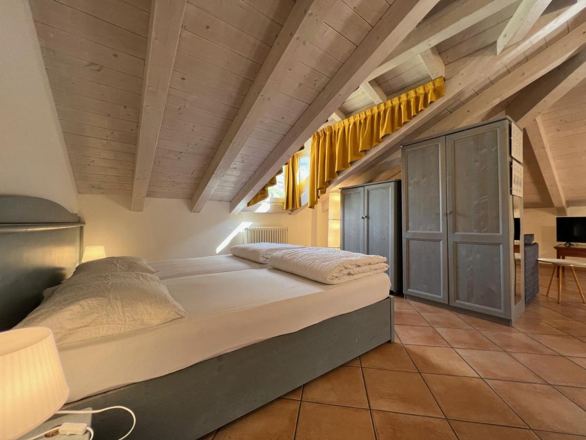 Studio Apartments Baia Azzurra 7 Torbole Sul Garda Exterior foto
